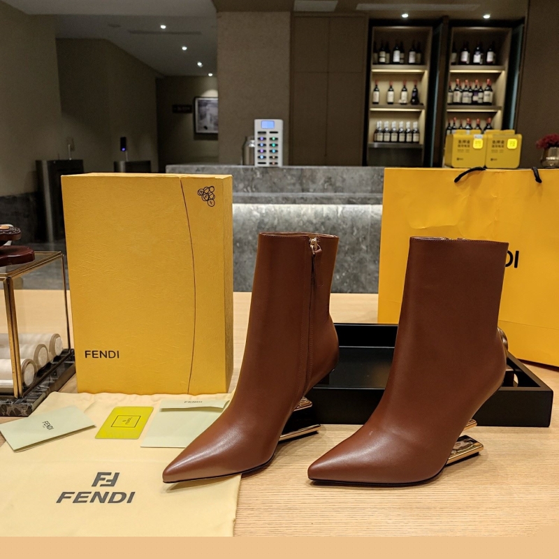 F**di boots